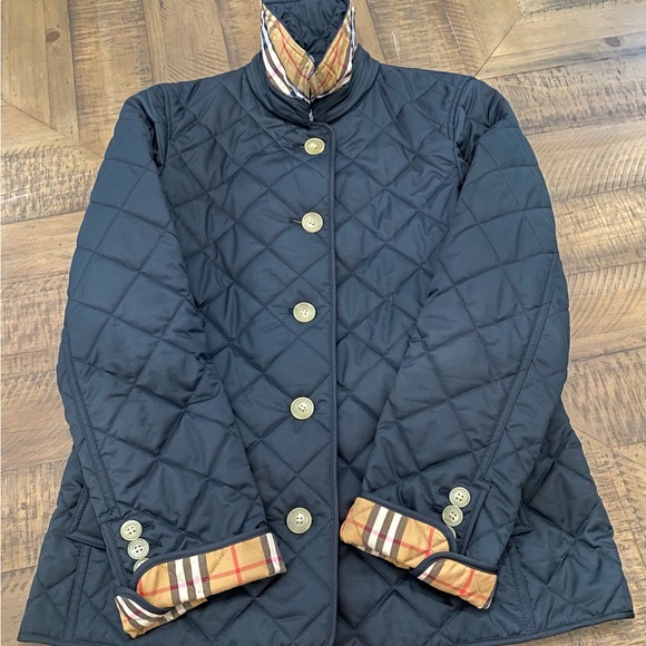 Burberry Ladies Diamond Quilted Jacket Black Size M - Picture 15 of 16